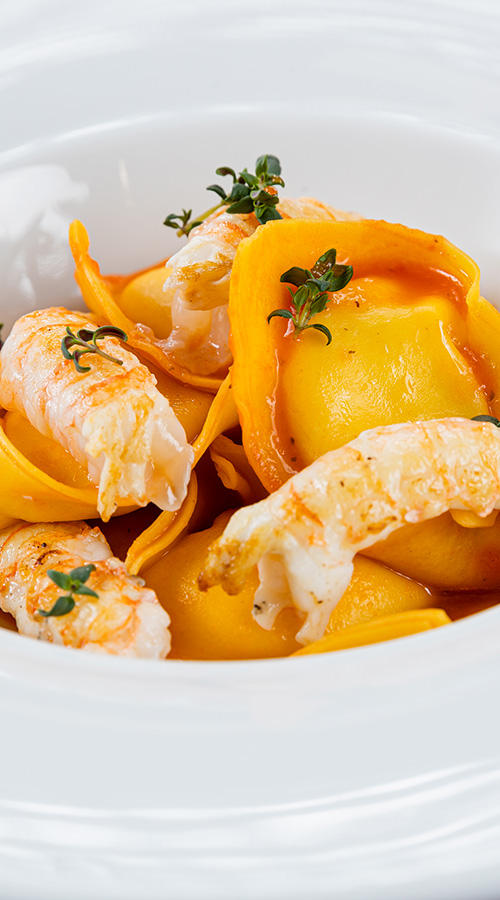 <br />
<b>Warning</b>:  Illegal string offset 'alt' in <b>/dati/web/toeatfoodit_ftp/public_html/www/app/themes/toeat-theme/template/blocks/slider-experience.php</b> on line <b>20</b><br />
